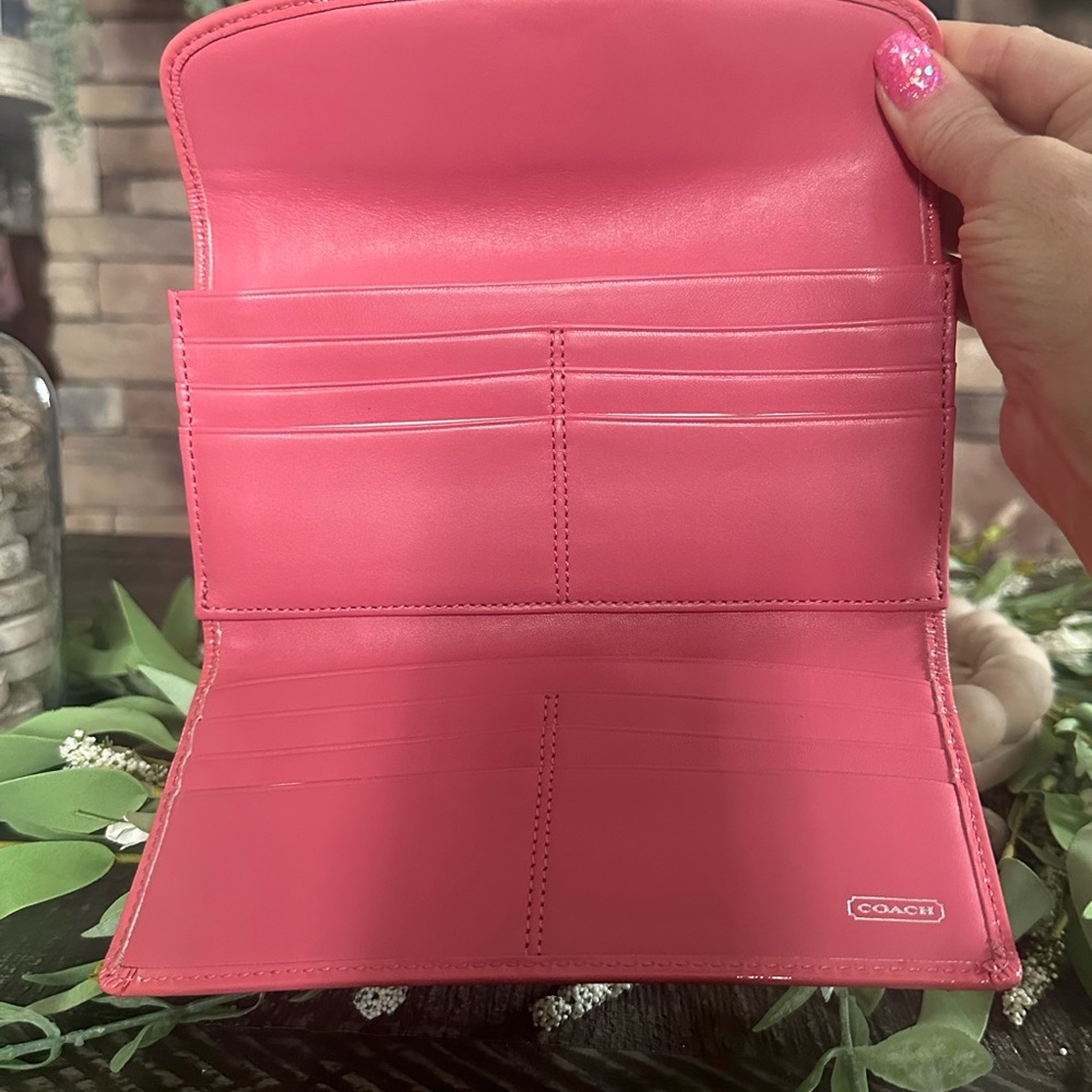 Coach Signature Canvas Wallet with Pink Trim - Picture 5 of 5